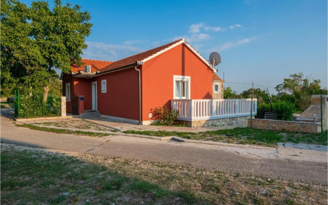 Holiday Home Kresevo with Fireplace 11