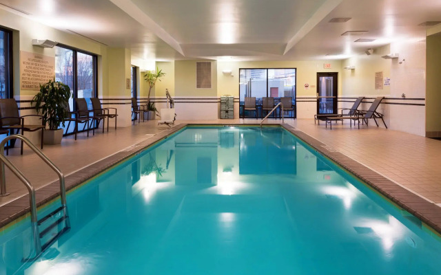 Fairfield Inn & Suites by Marriott Louisville Downtown