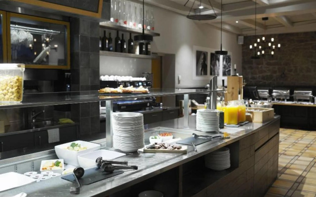 Boutique Hotel By Continental Park