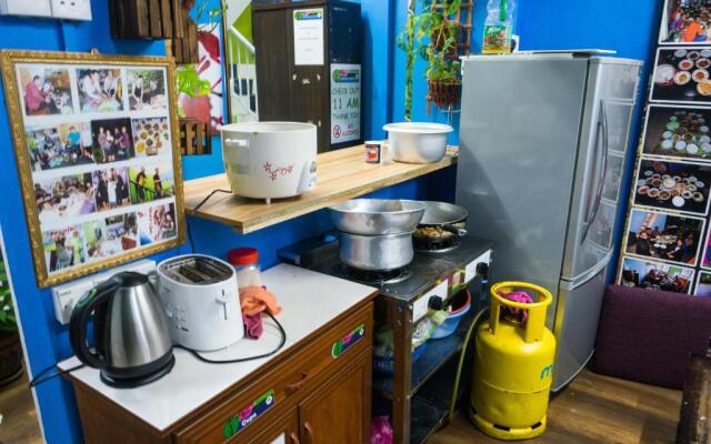 Traveller Bunker Hostel 1