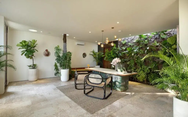 Monolocale Resort & Spa Seminyak by Ini Vie Hospitality