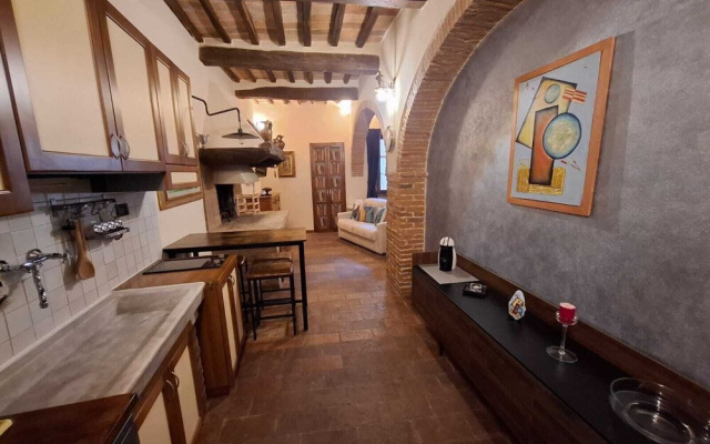 Il Pacchiarotto-Medieval Walls