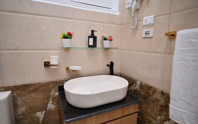 family suites cairo downtown