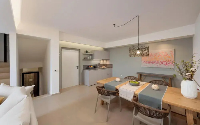 Notiko villas
