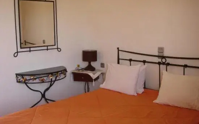 Dimitra Apartments