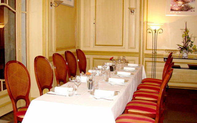 Hôtel le Château Blanchard