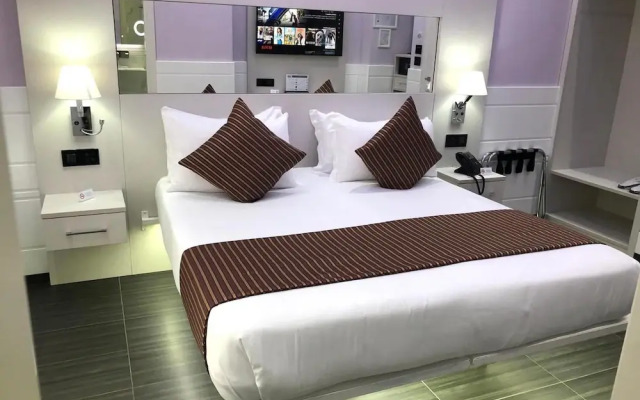 Relais Trevi 133 Boutique Hotel - Adults Only