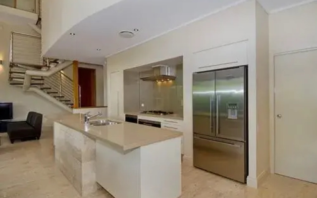 OneLuxe Luxury Holiday House