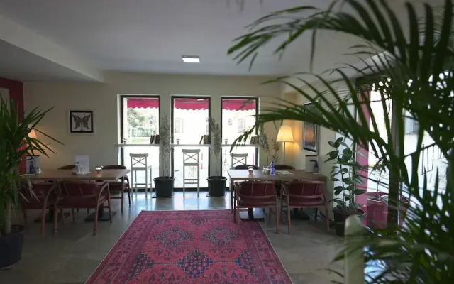 Pertevniyal Aziziye Hotel