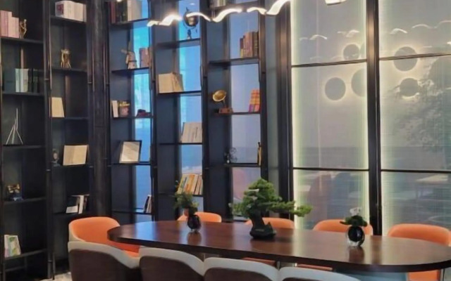 Shenzhen Naive S Hotel (Xili Metro Station Store)