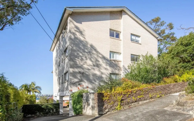 Lovely Harbourside 1-bed Close To Sydney Landmarks