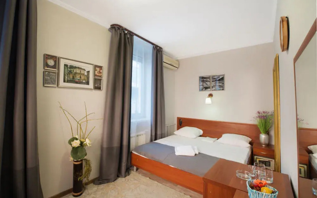 Pogosti Na Mayakovskoy