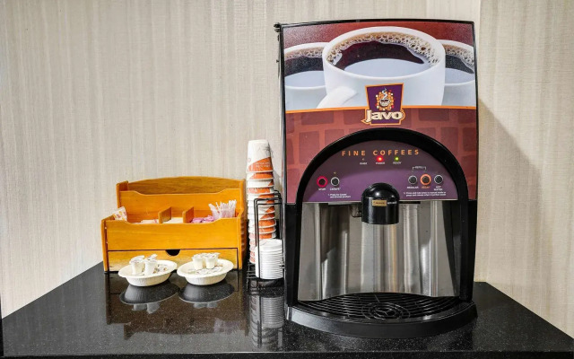 Motel 6 Lester, PA - Philadelphia Airport