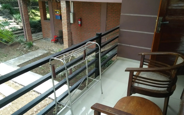 Bukit Alamanda Resort & Resto