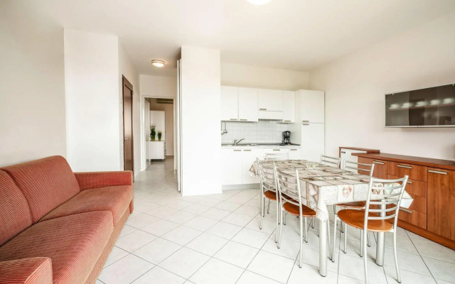 Apartment in Manerba with barbecue