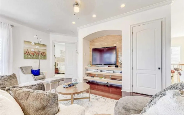 Sea Star Palace - Six Bedroom Home