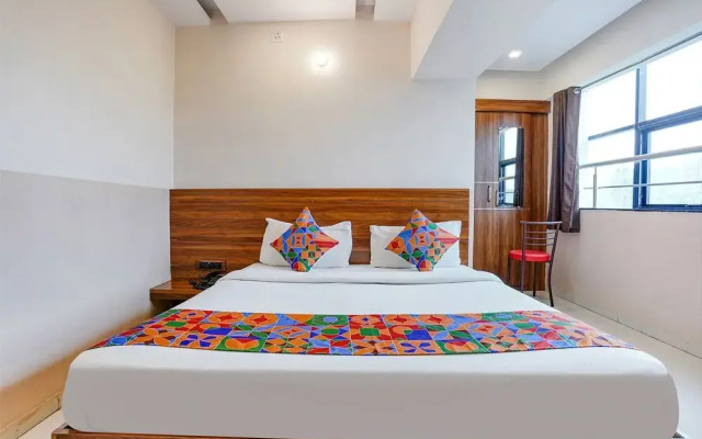 Paradise Inn by OYO Rooms