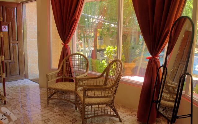 Deep Forest Garden Hotel