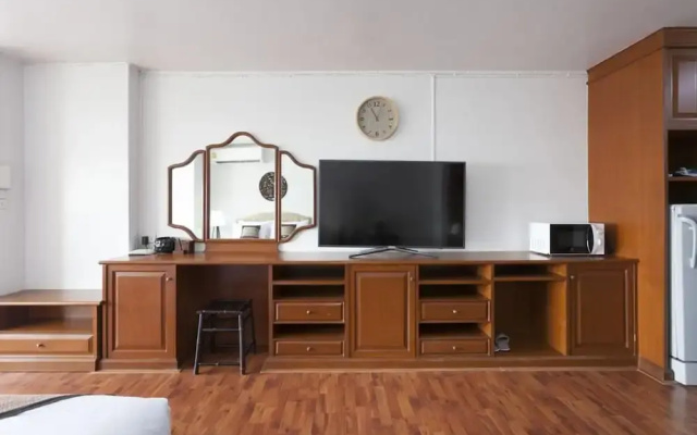 Comfy Studio Nimman