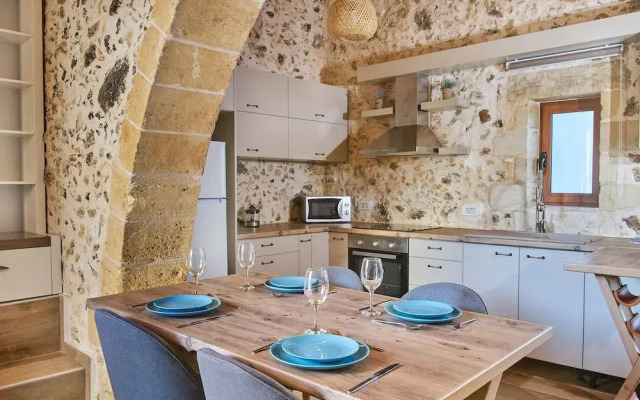 Achilleas Apartments