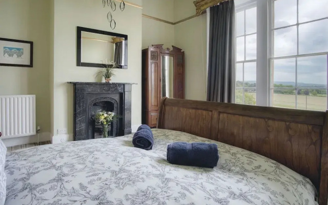 Rumwell Park - 8 Bedroom Manor House- Taunton