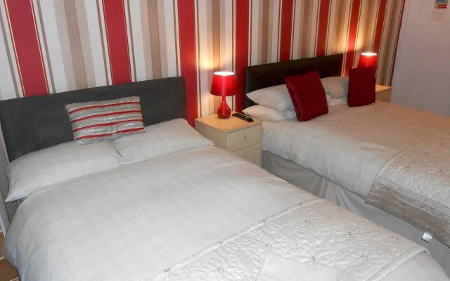 Shirley Heights Hotel