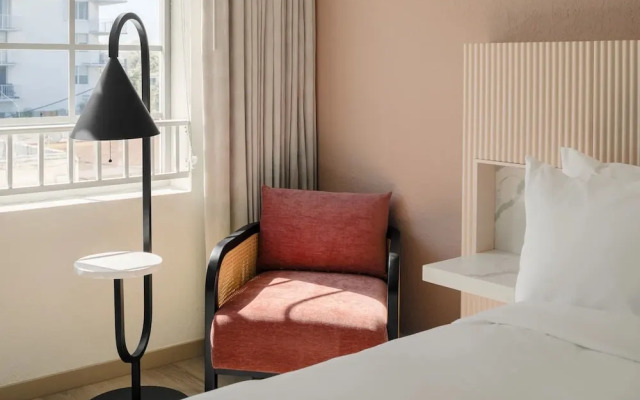 FOUND Hotel Miami Beach