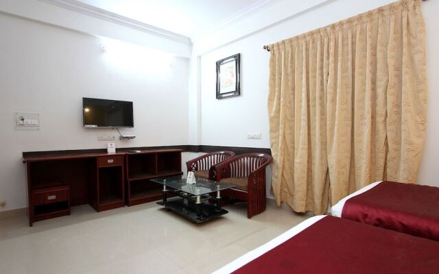 OYO 9959 Hotel Varcity Ruby