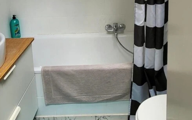 Bright Handy Studio Near Nato