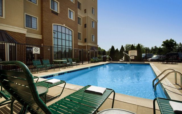 Staybridge Suites Baltimore BWI Airport, an IHG Hotel