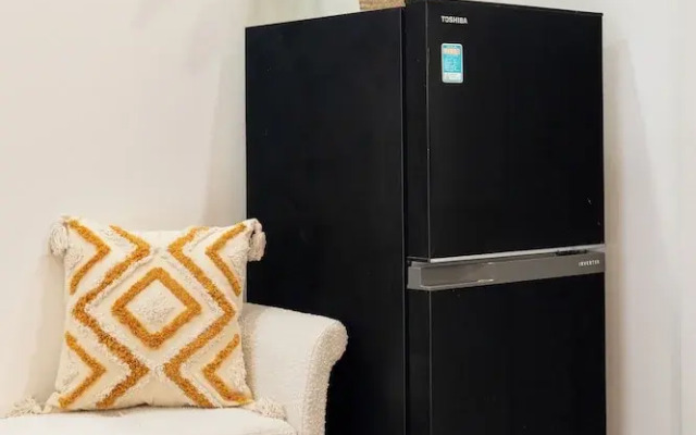 Little Balcony Hang Ca