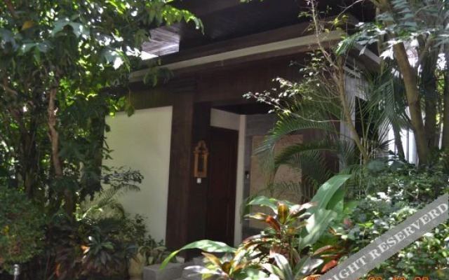 Naxiang Mountain Rainforest Resort Hotel (Baoting Yanuoda)