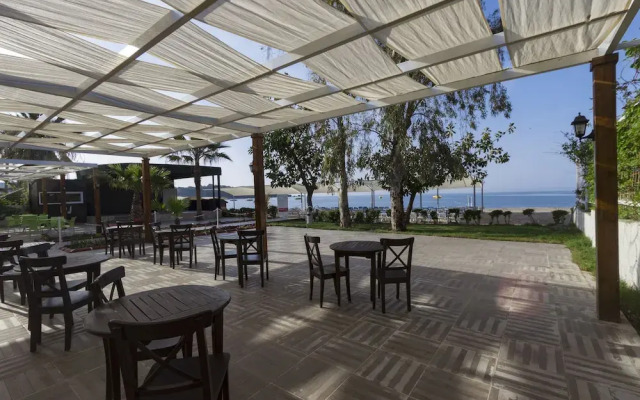 Grand Paradise Hotel