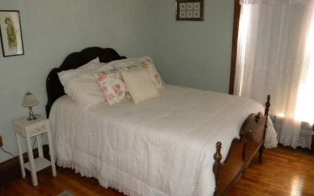 The Decker House Bed & Breakfast