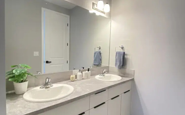 Kathy's New Guest House