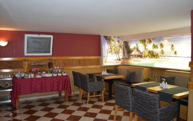 Bon Bon Hotel