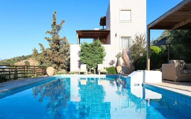 Listaros Luxurios Country Villas