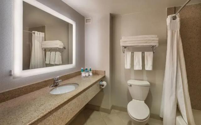 Holiday Inn Express Hotel and Suites Carson City