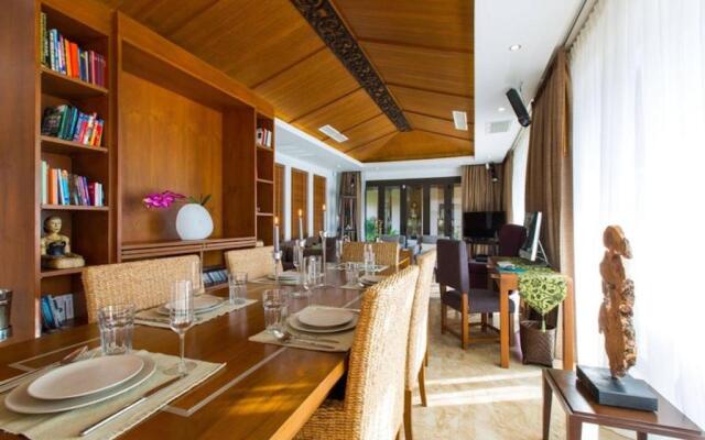 Dasiri Lakefront Villa Premium