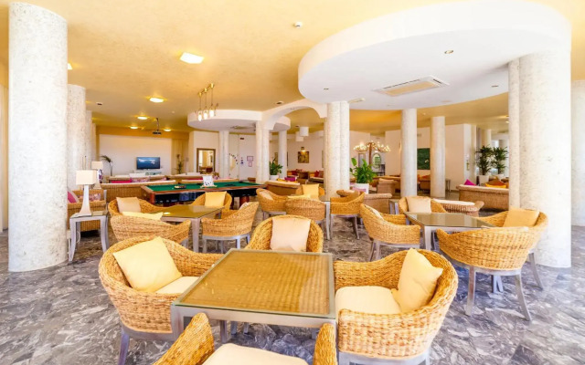 American Hotel