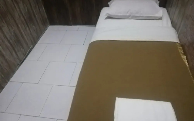 SPOT ON 90095 Slk Hotel