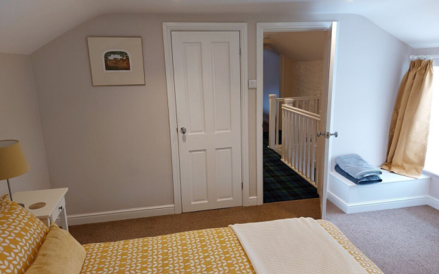 The Coach House- Canonbie