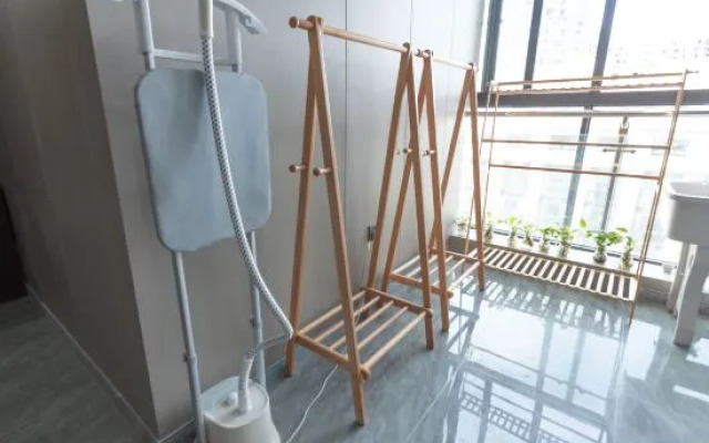 Yinji Hotel (Yuhuan Wuyue Plaza)