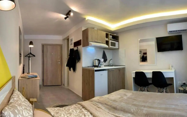 Center Deluxe studio