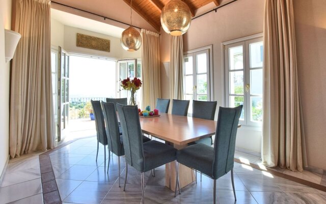 Plush Villa on La Cala Resort With Private Pool and Terrace