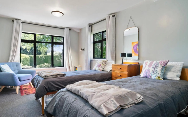 Kete Aronui - Hanmer Springs Holiday Home – Guest Rooms – Hanmer Springs