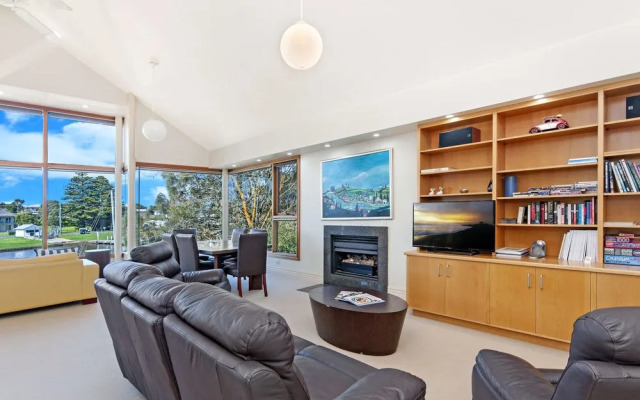 Shearwater Penthouse Apartment