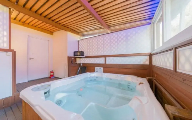 Pocheon Good Terrace Pension