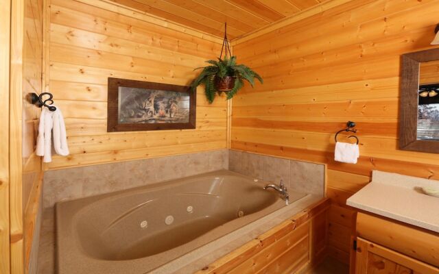 Howling Wolf - One Bedroom Cabin