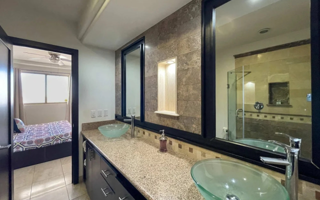 Unwind in a Modern Condo With Stunning View